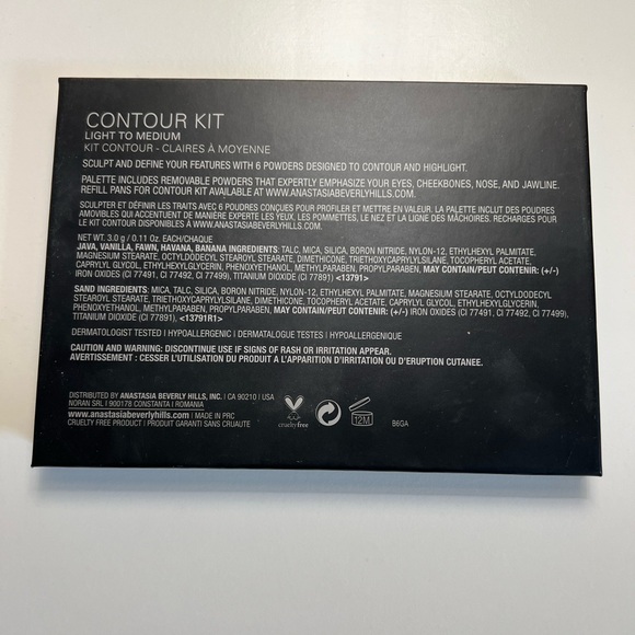 ANASTASIA BEVERLY HILLS
Bronze & Highlight Powder Contour Kit (light to medium) - Picture 7 of 8